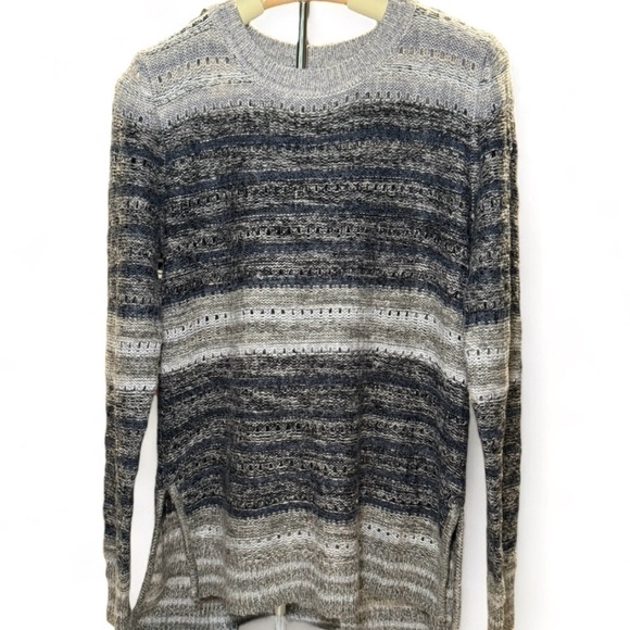 Lucky Brand Tops - 🍀 Lucky Brand - Gray/Blue/White Lightweight Sweater- Women’s Small🍀